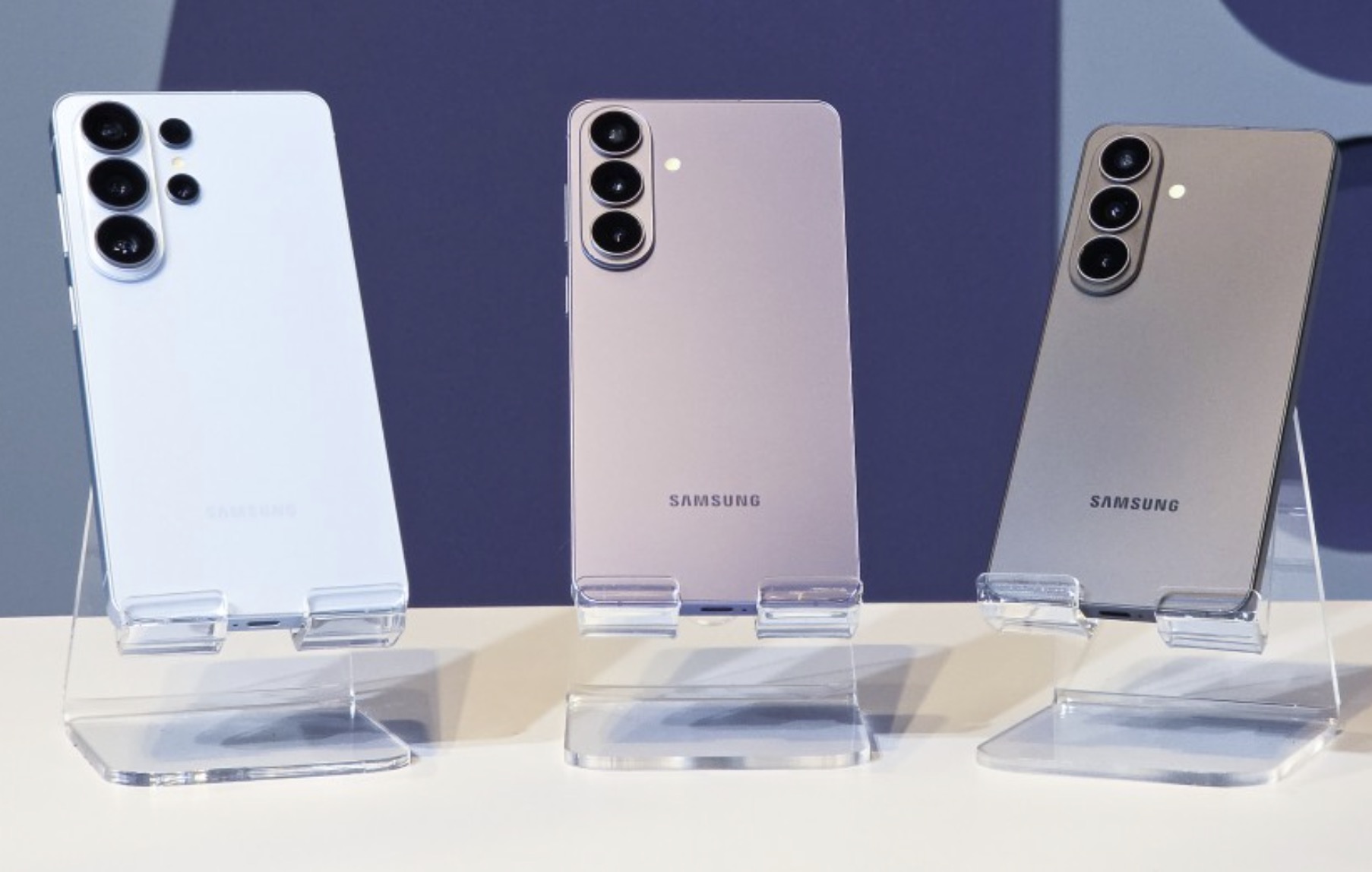 Samsung S24 Ultra или Samsung S26 Ultra: проверенный среднебюджетник или премиальный флагман
